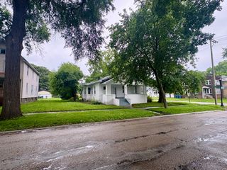 396 S Rosewood Avenue, Kankakee, IL 60901