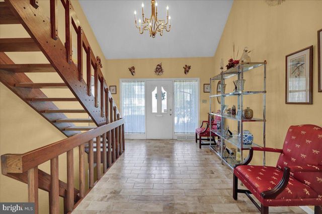 112 GRANDVIEW BLVD, Wyomissing, PA 19609