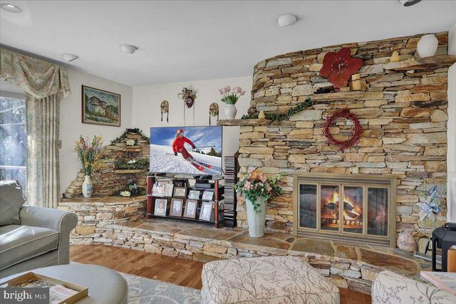 112 GRANDVIEW BLVD, Wyomissing, PA 19609