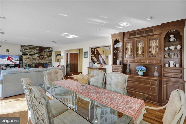 112 GRANDVIEW BLVD, Wyomissing, PA 19609