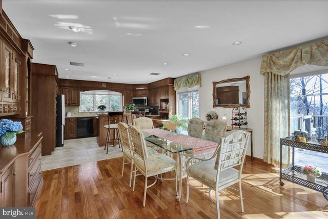 112 GRANDVIEW BLVD, Wyomissing, PA 19609