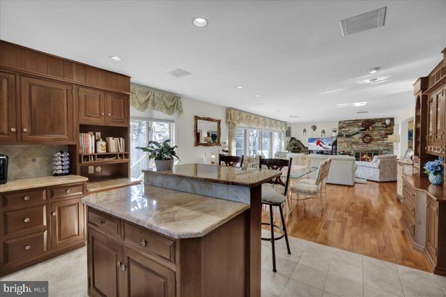 112 GRANDVIEW BLVD, Wyomissing, PA 19609