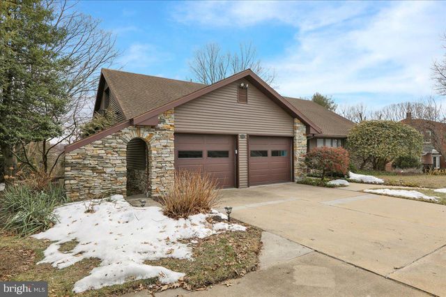 112 GRANDVIEW BLVD, Wyomissing, PA 19609