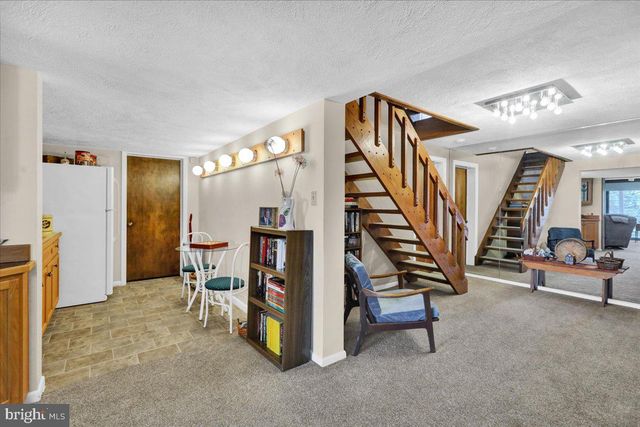 112 GRANDVIEW BLVD, Wyomissing, PA 19609