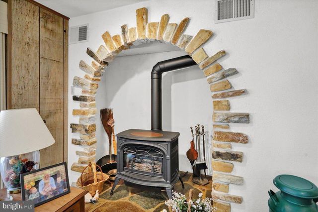 112 GRANDVIEW BLVD, Wyomissing, PA 19609