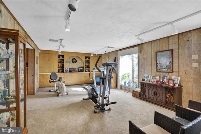 112 GRANDVIEW BLVD, Wyomissing, PA 19609