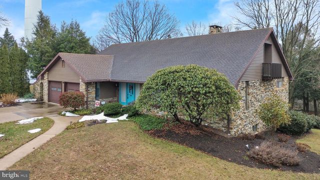 112 GRANDVIEW BLVD, Wyomissing, PA 19609