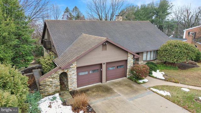 112 GRANDVIEW BLVD, Wyomissing, PA 19609