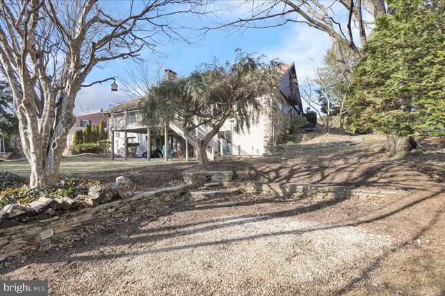 112 GRANDVIEW BLVD, Wyomissing, PA 19609