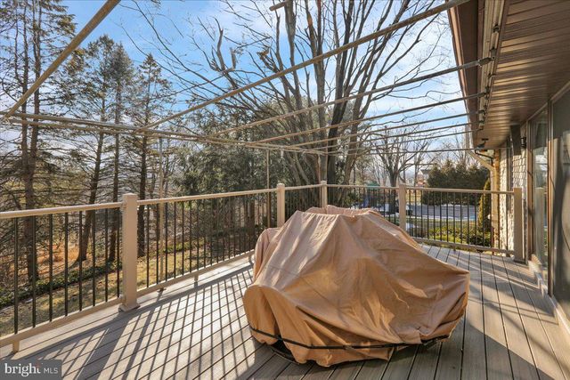 112 GRANDVIEW BLVD, Wyomissing, PA 19609