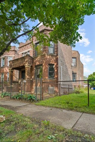 6215 S Evans Avenue, Chicago, IL 60637