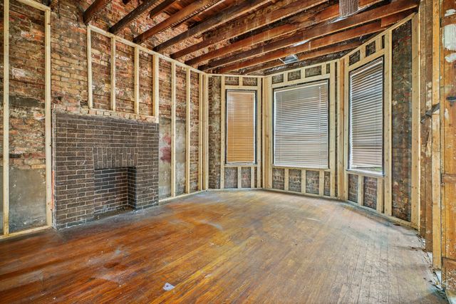 6215 S Evans Avenue, Chicago, IL 60637