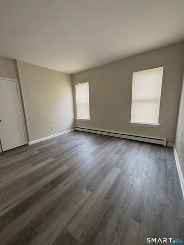 638 Elm Street, New Haven, CT 06511