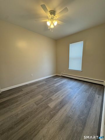 638 Elm Street, New Haven, CT 06511