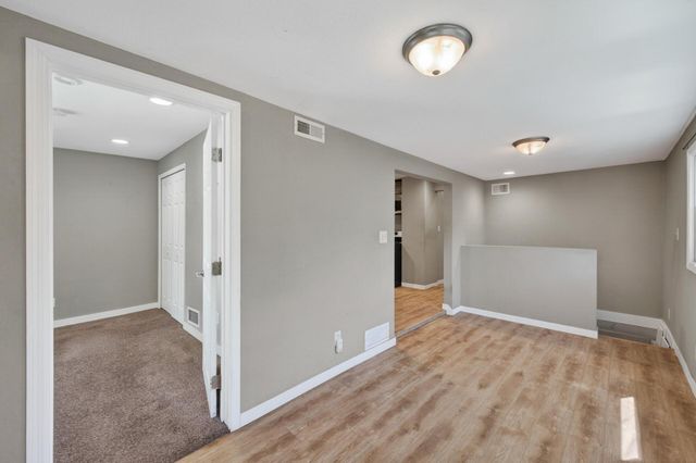 869 Desoto Street, Saint Paul, MN 55130