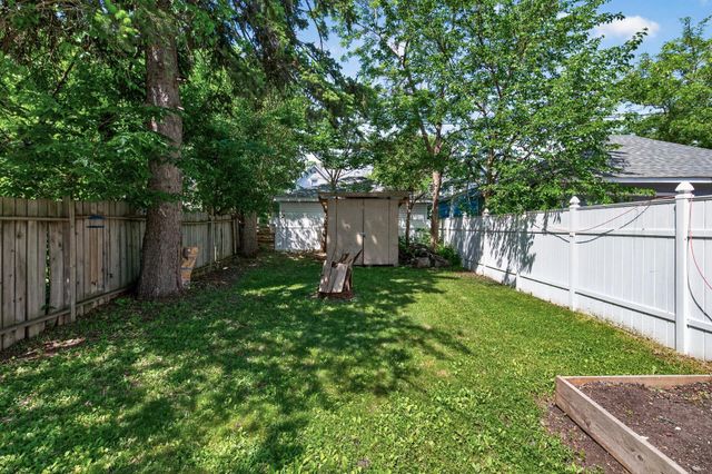 869 Desoto Street, Saint Paul, MN 55130