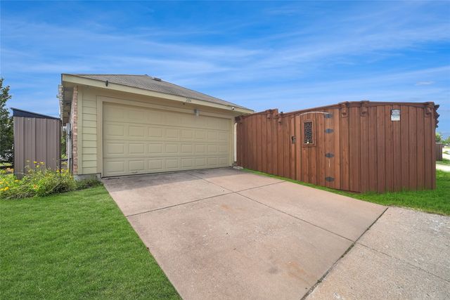 204 Victoria Drive, Royse City, TX 75189