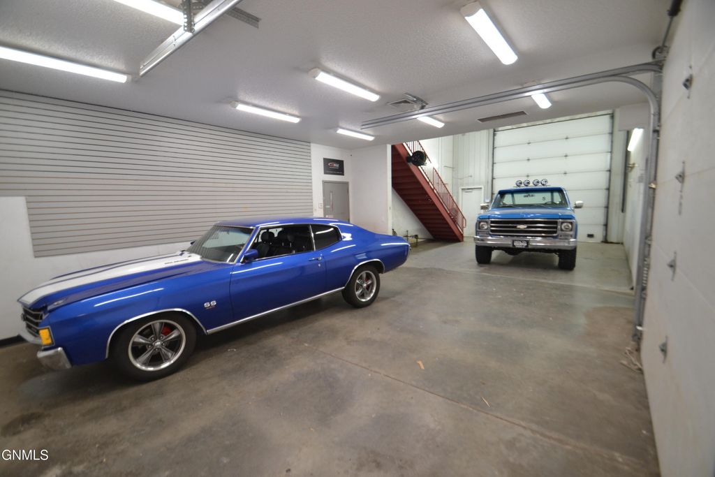 1824 E Main Avenue, Bismarck, ND 58501 photo 17