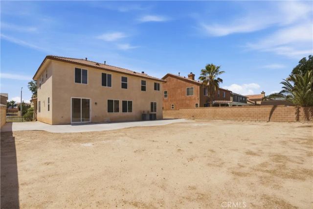 2207 Beechwood, Lancaster, CA 93535