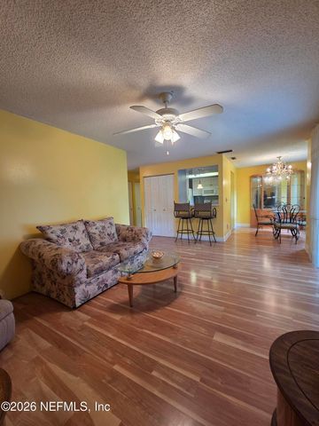 306 PALM COAST Parkway NE 203, Palm Coast, FL 32137