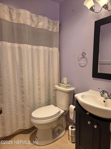 306 PALM COAST Parkway NE 203, Palm Coast, FL 32137