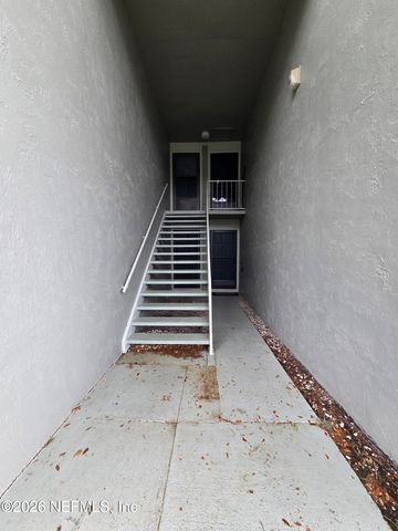 306 PALM COAST Parkway NE 203, Palm Coast, FL 32137