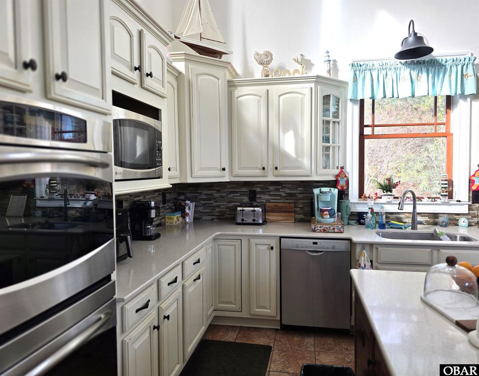 Image 19 of property listing at 125 Tower Lane Lot #7, Kill Devil Hills, NC 27948