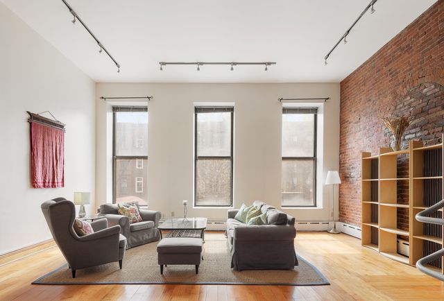 341 E 116TH Street, New York City, NY 10029