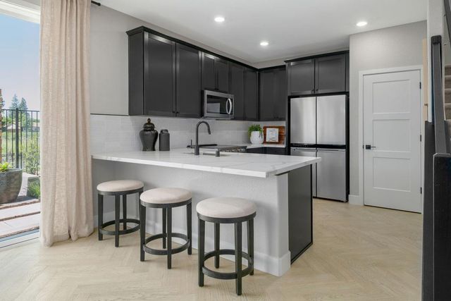 7745 Silver Pond Way, Antelope, CA 95843