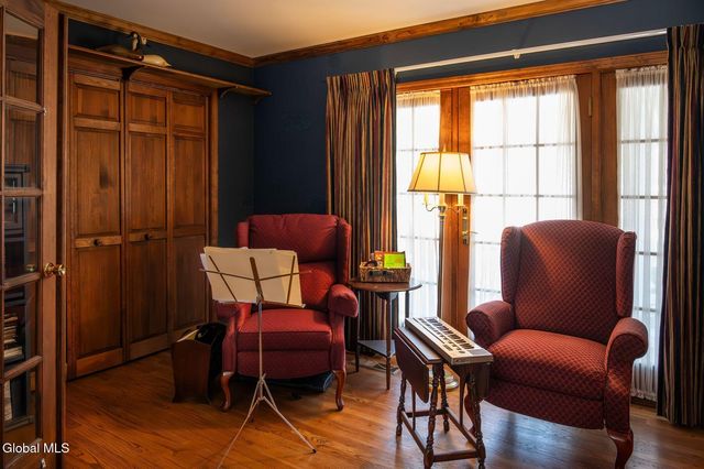 96 Hunter Lane, Queensbury, NY 12804