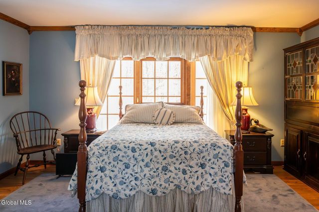 96 Hunter Lane, Queensbury, NY 12804