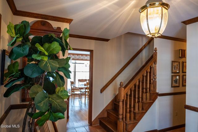 96 Hunter Lane, Queensbury, NY 12804