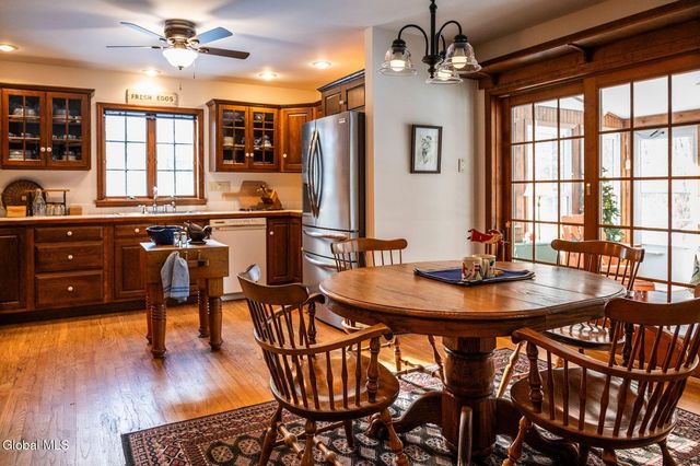 96 Hunter Lane, Queensbury, NY 12804