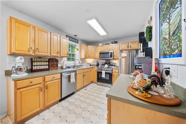206 Old Camp Road, Denton, NC 27239