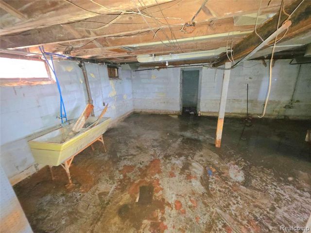 14506 Mapleridge Street, Detroit, MI 48205
