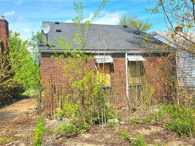 14506 Mapleridge Street, Detroit, MI 48205