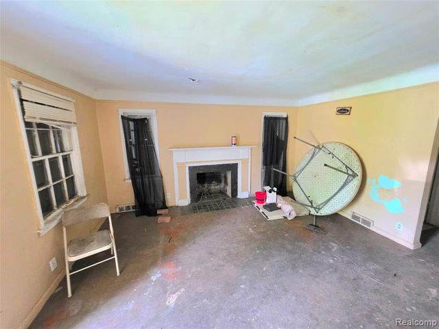 14506 Mapleridge Street, Detroit, MI 48205