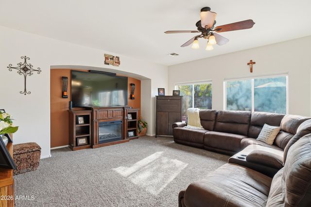 18499 E DRUIDS GLEN Road, Queen Creek, AZ 85142