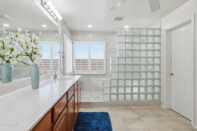 18499 E DRUIDS GLEN Road, Queen Creek, AZ 85142