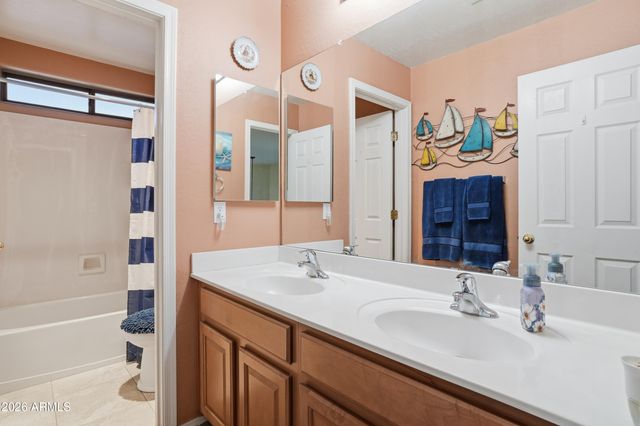 18499 E DRUIDS GLEN Road, Queen Creek, AZ 85142