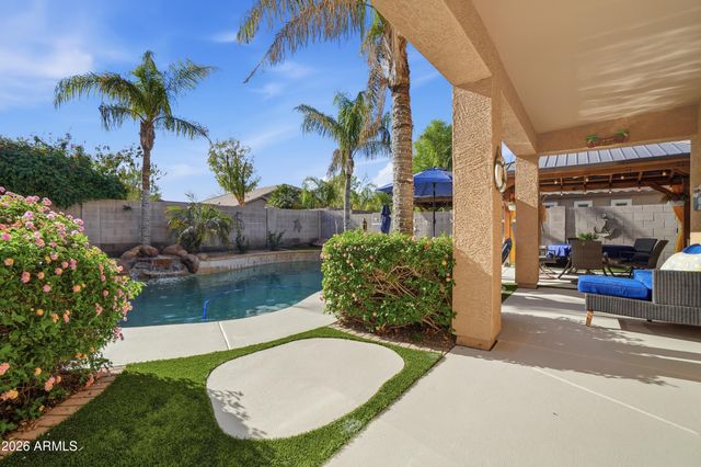 18499 E DRUIDS GLEN Road, Queen Creek, AZ 85142