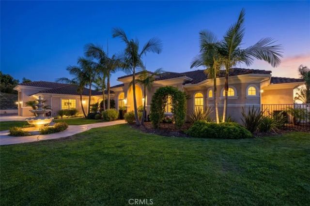 2224 Dos Lomas, Fallbrook, CA 92028