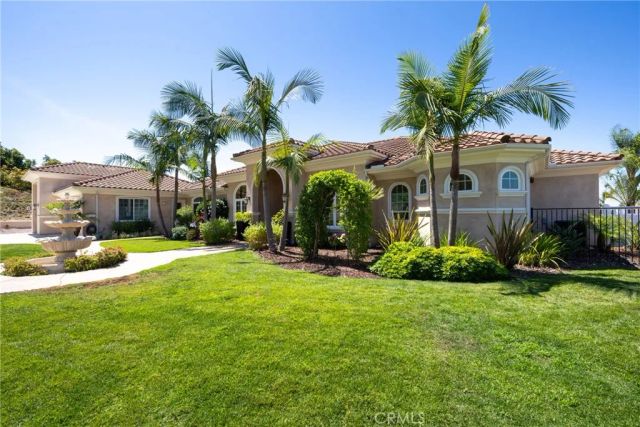 2224 Dos Lomas, Fallbrook, CA 92028
