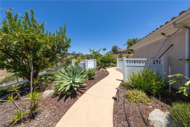 2224 Dos Lomas, Fallbrook, CA 92028