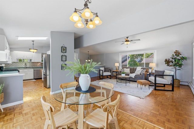 1018 HAWK STREET, Oshkosh, WI 54902