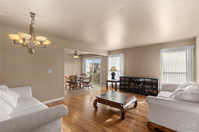 443 Angelique Place, St Charles, MO 63303