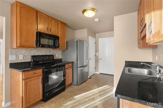 443 Angelique Place, St Charles, MO 63303