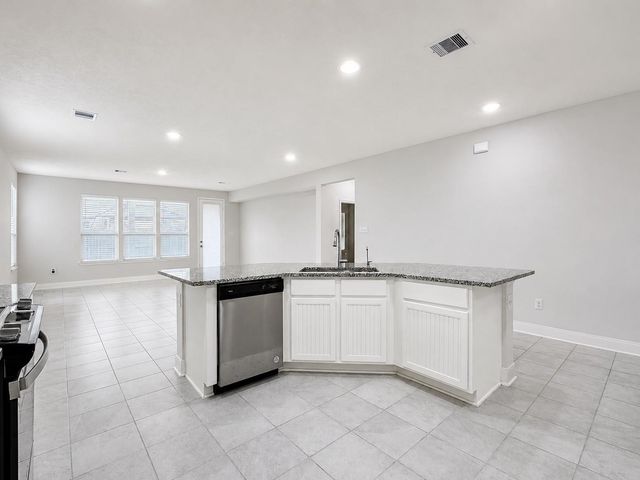 1023 Valley Crest Lane, La Marque, TX 77568