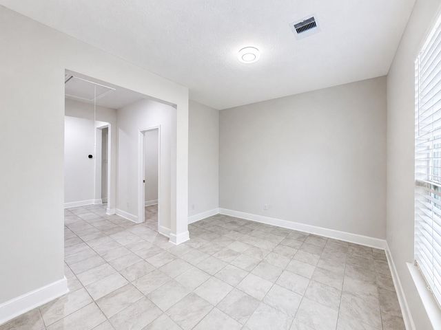 1023 Valley Crest Lane, La Marque, TX 77568