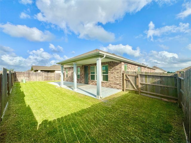 1023 Valley Crest Lane, La Marque, TX 77568